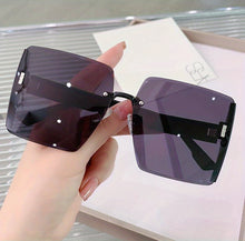 Retro Luxury Square Sunglasses for Women - for Fashionable Summer Outdoor Travel