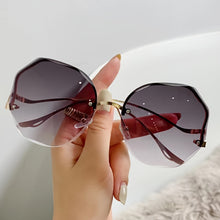 Gradient Frameless Sunglasses for Men and Women - Stylish Eyewear with UV Protection