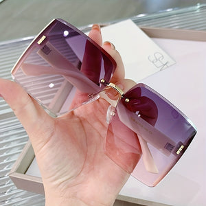 Retro Luxury Square Sunglasses for Women - for Fashionable Summer Outdoor Travel